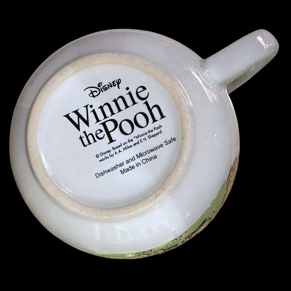 Disney Classic 'Winnie the Pooh & Friends' Oversized Coffee/Soup/Cereal Mug - Picture 12 of 12